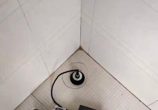 泸州卫生间漏水维修之 loft 夹层储藏室毗邻暗管渗水哪家好，推荐诚匠小爱修缮